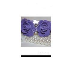 Браслет новый на резинке сиреневый фиолетовый розы пластик бижутерия украшение женский летний вечерн | dobob.org - 1